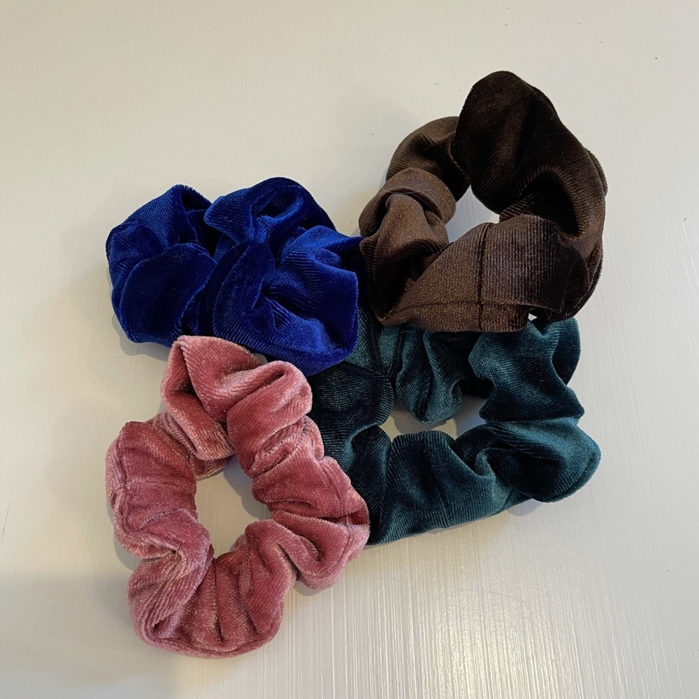 assortment of 4 velvet scrunchies